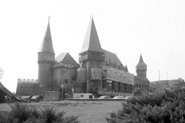 Iconographie - Le château Corvin