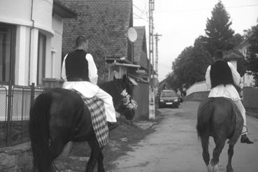 Iconographie - Sibiel - Cavaliers se rendant à l'entrée du village