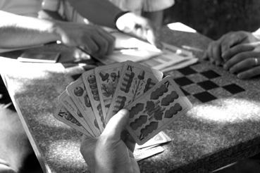 Iconographie - Joueurs de cartes dans le square public, près du Hilton