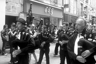 Iconographie - Festival de Cornouaille - La parade dans les rues