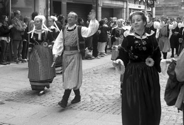 Iconographie - Festival de Cornouaille - La parade dans les rues