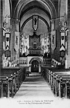 Iconographie - Intérieur de l'église de Vouvant